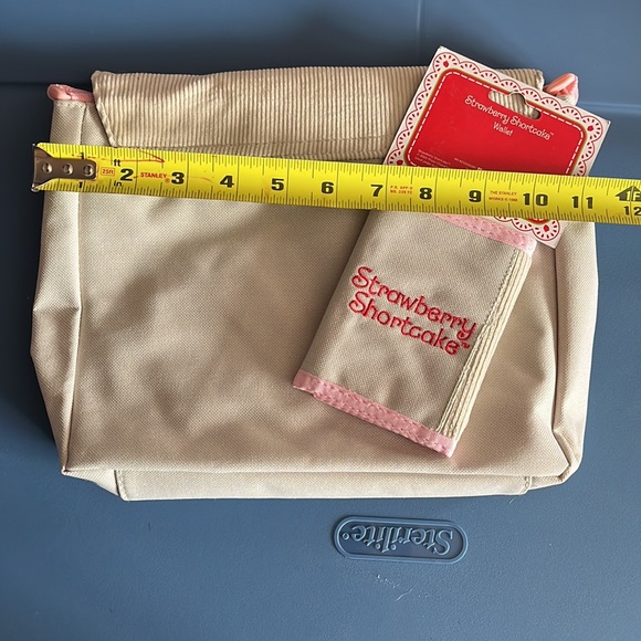 Strawberry Shortcake Messenger Bag & Wallet New Old Stock Tags Attached Storage - Picture 5 of 8